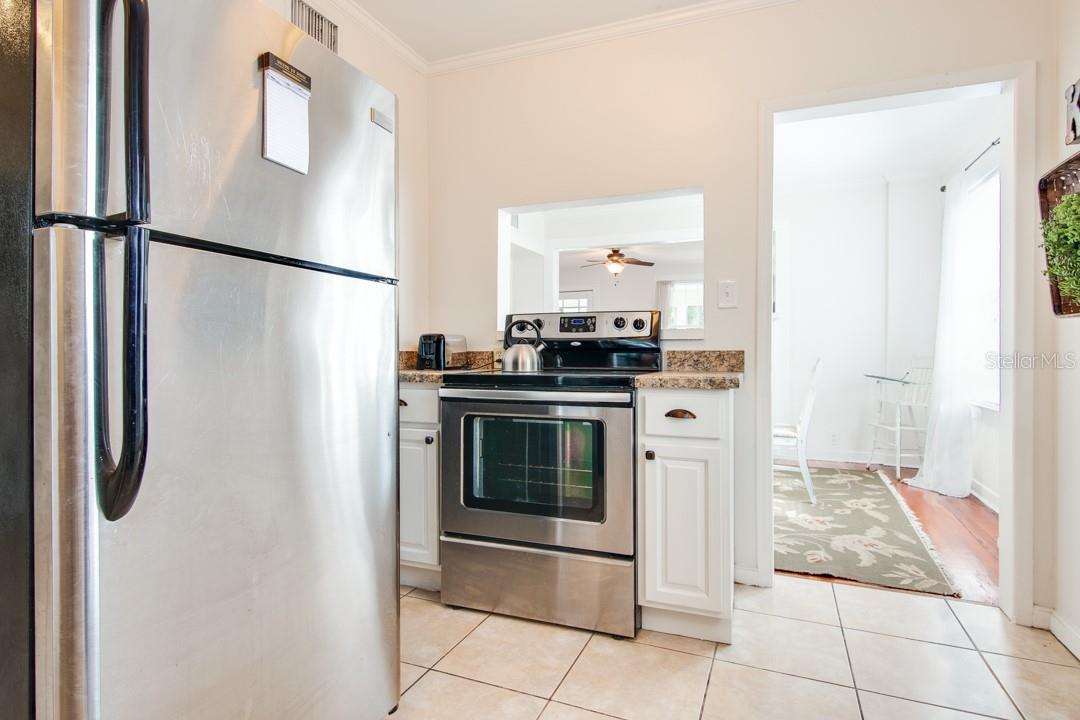 DIXIELAND REV - Residential