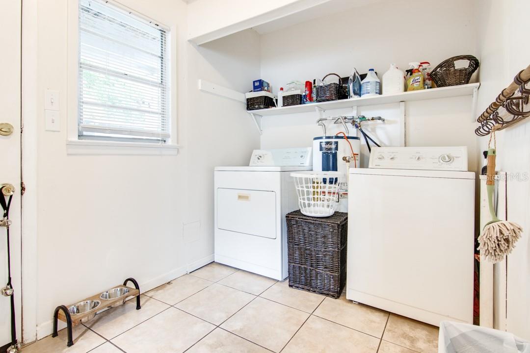 DIXIELAND REV - Residential