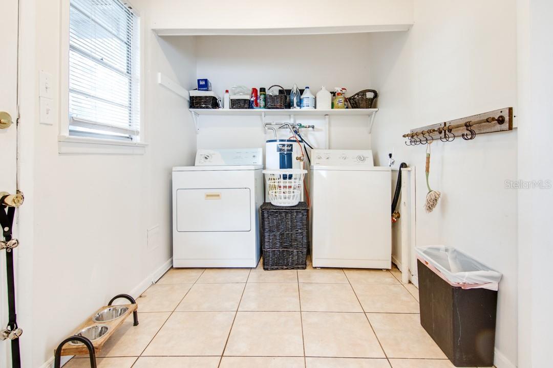 DIXIELAND REV - Residential