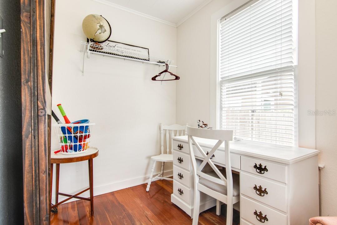 DIXIELAND REV - Residential