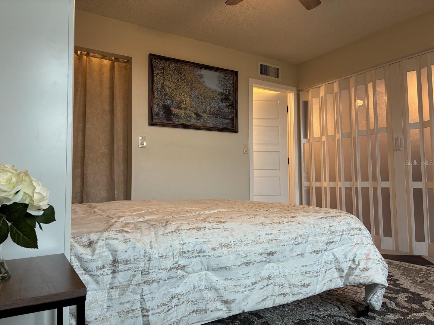 BAY MARINER THE CONDO - Residential