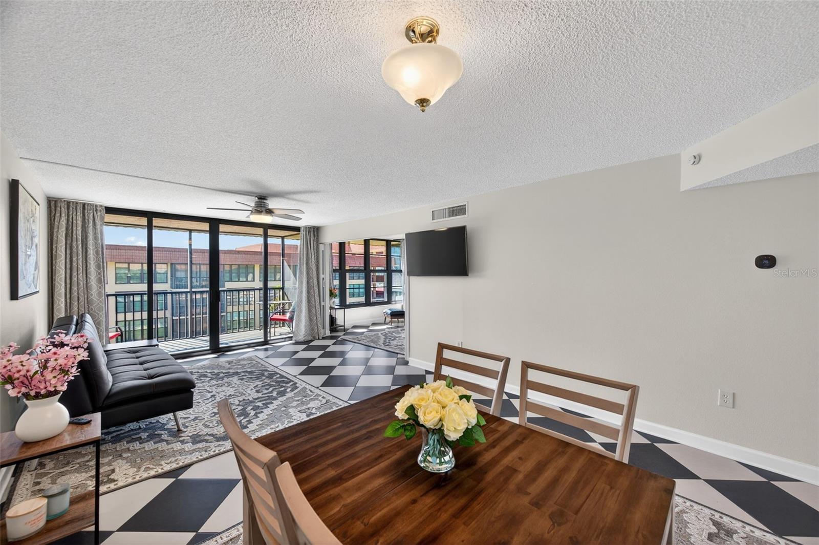 BAY MARINER THE CONDO - Residential