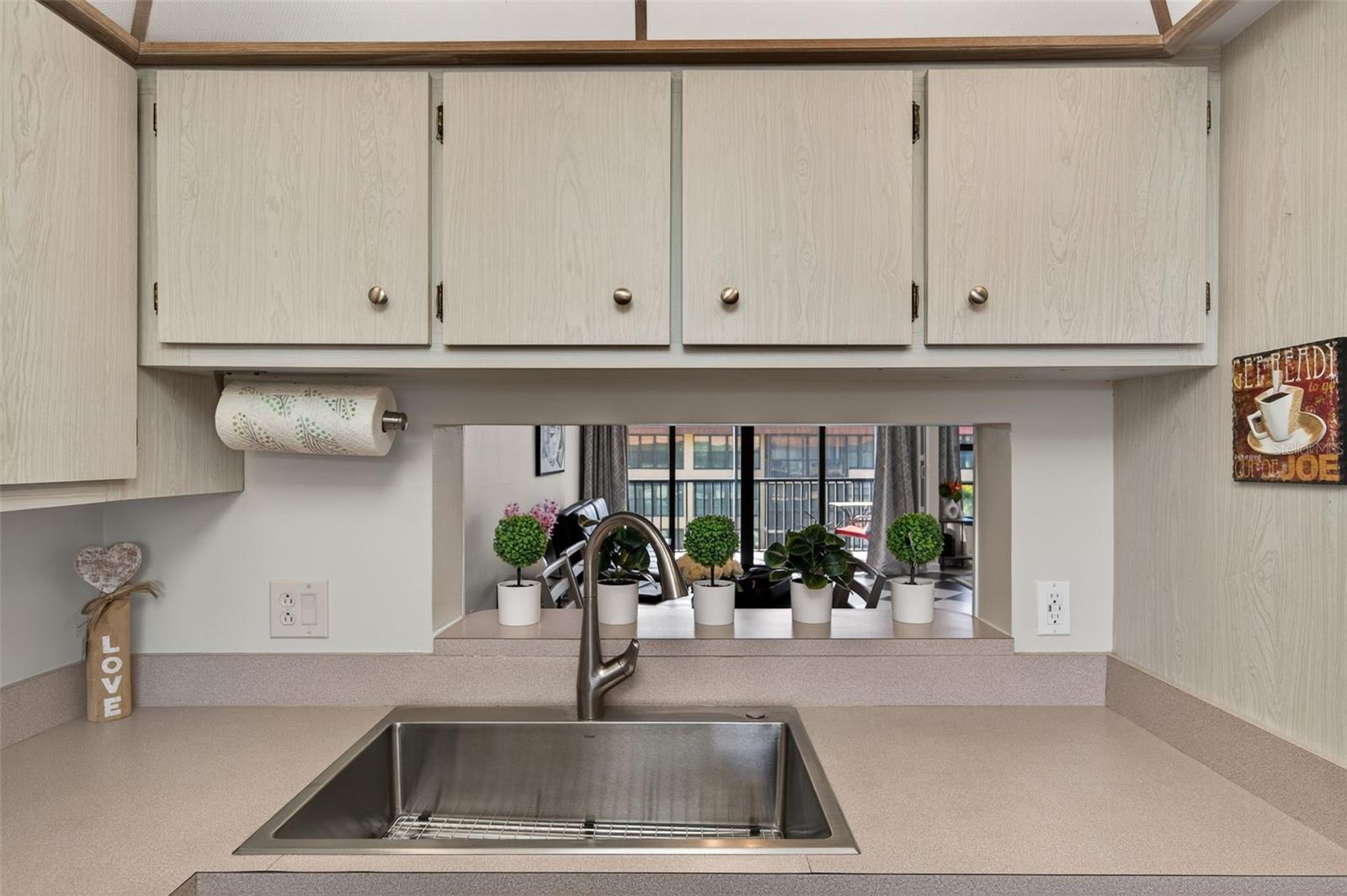 BAY MARINER THE CONDO - Residential