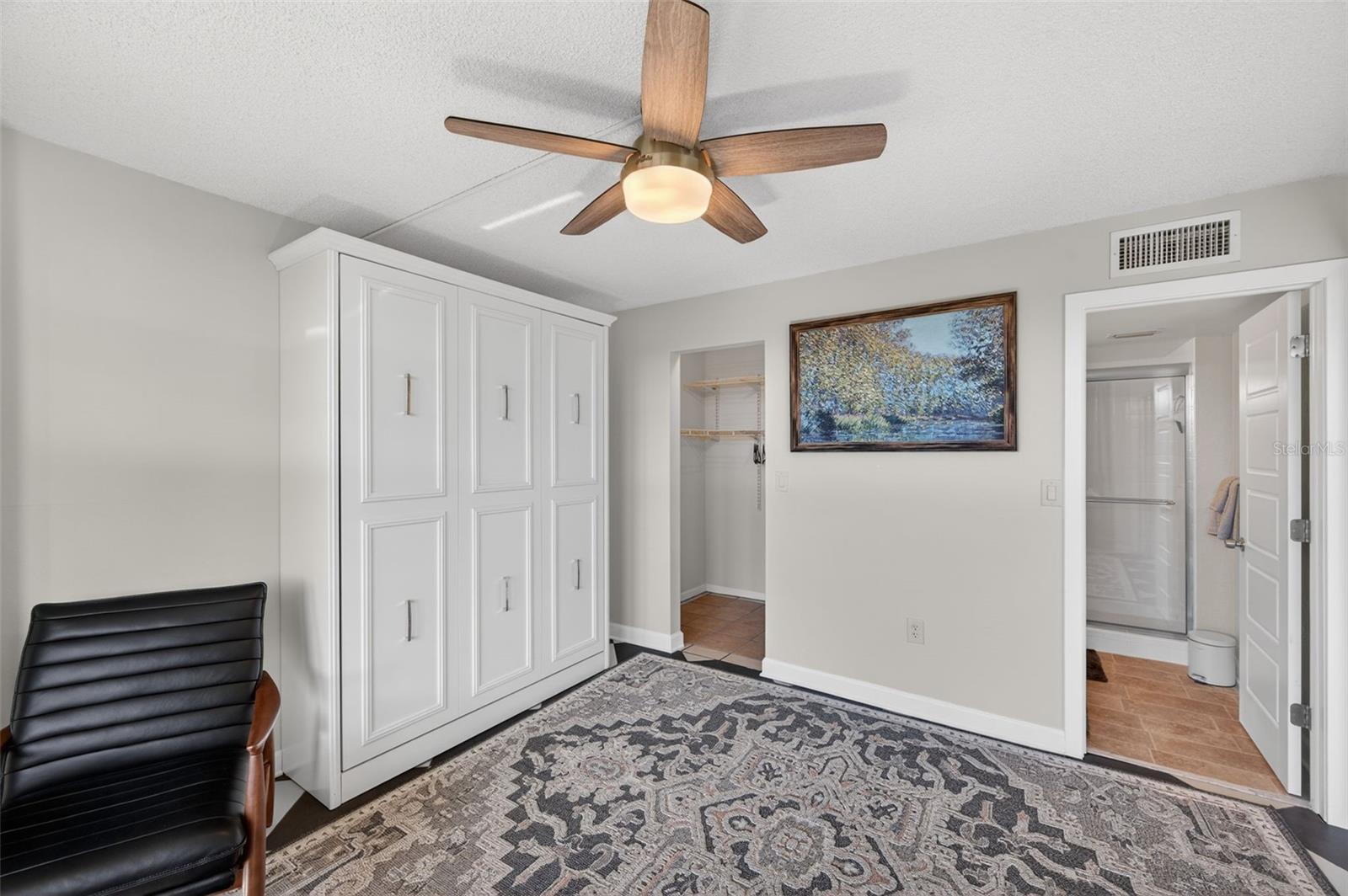 BAY MARINER THE CONDO - Residential