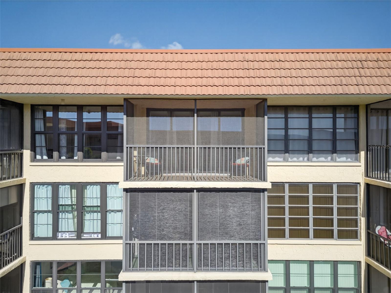 BAY MARINER THE CONDO - Residential