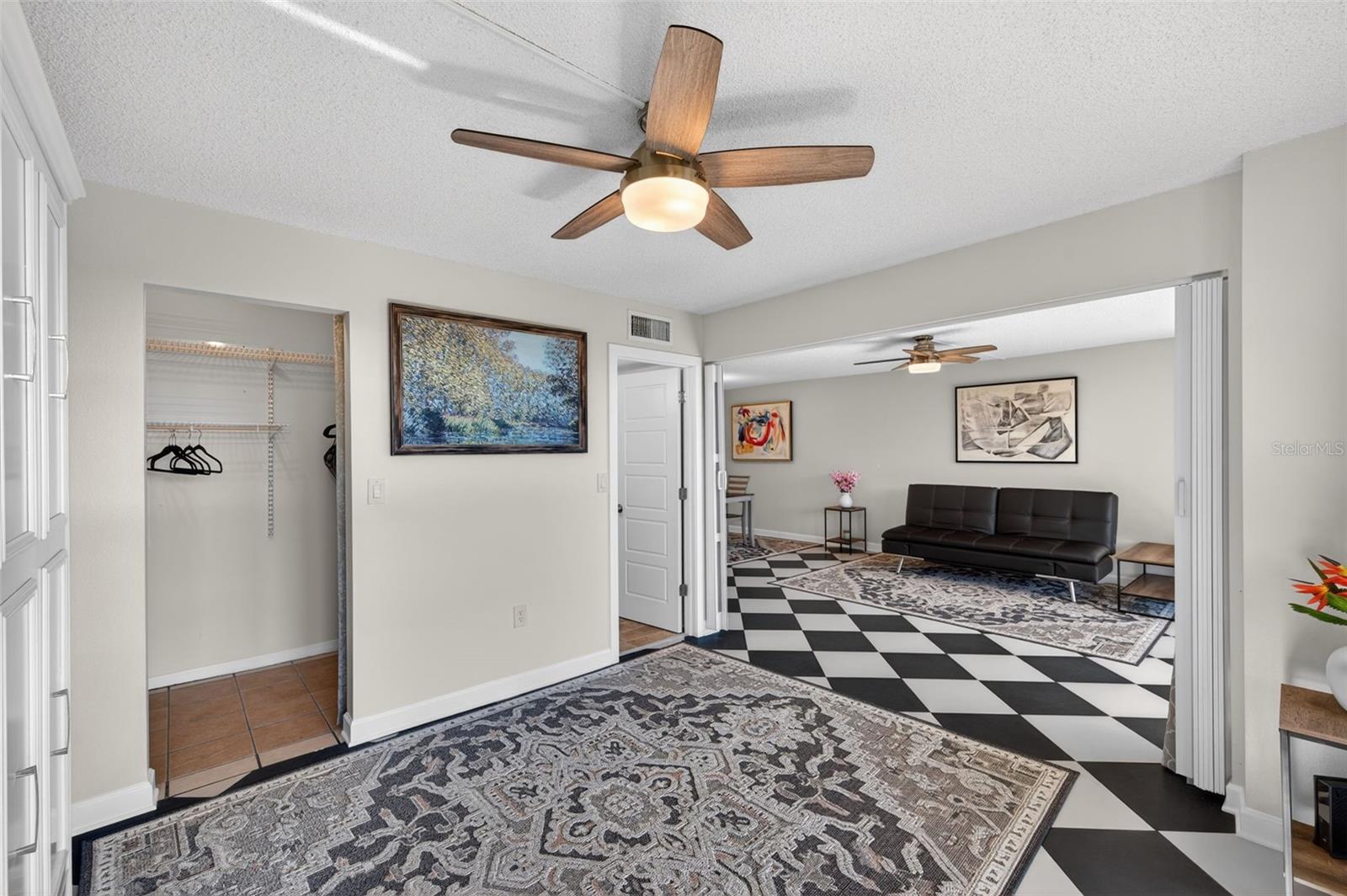 BAY MARINER THE CONDO - Residential