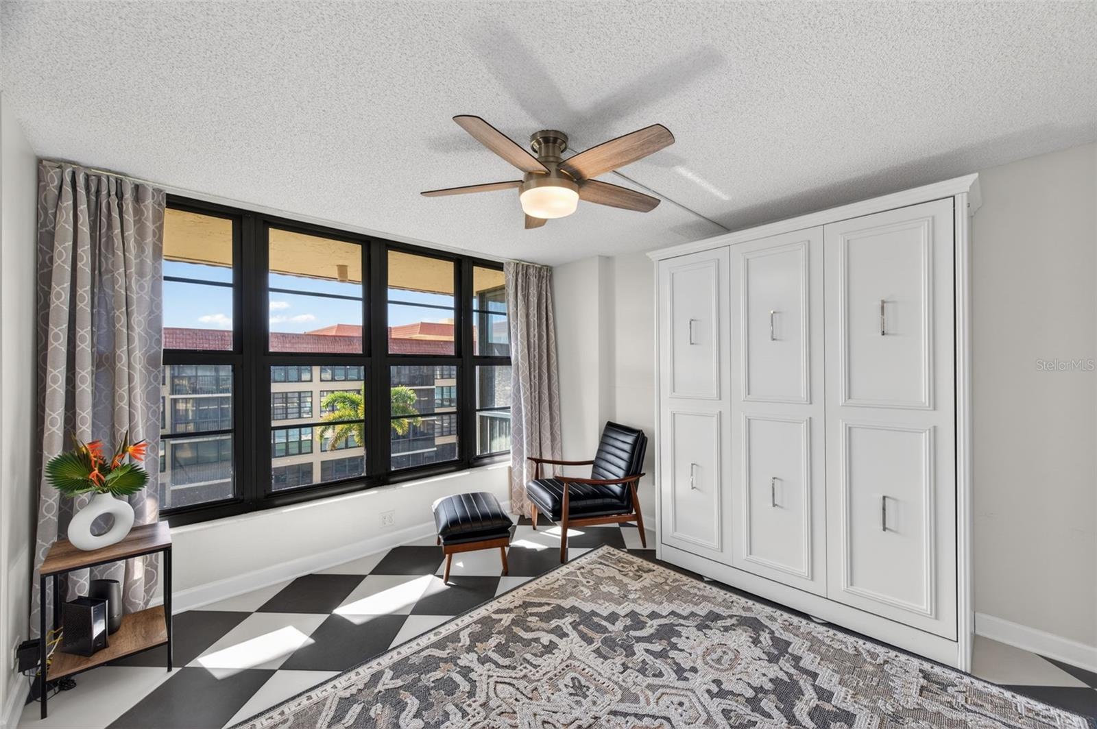 BAY MARINER THE CONDO - Residential