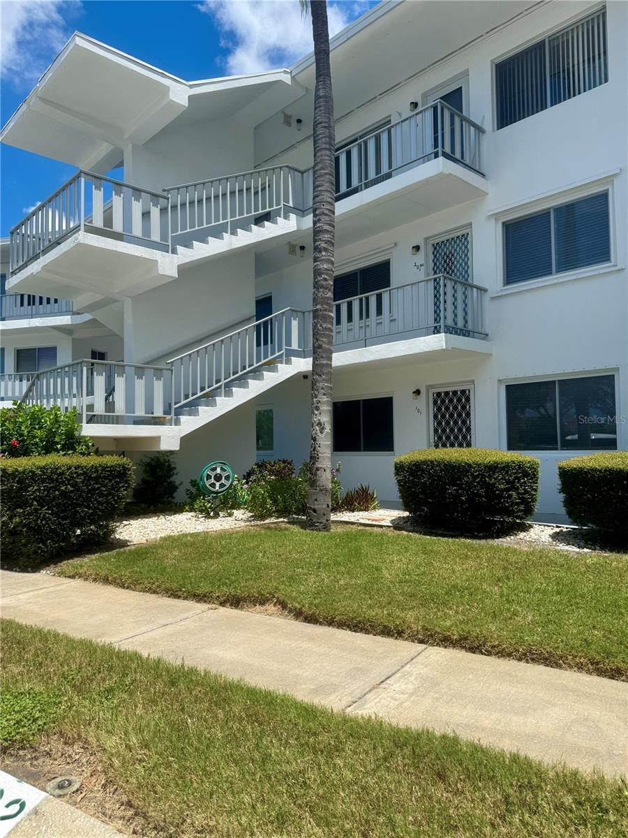 SEMINOLE GARDEN APTS CO-OP - Residential