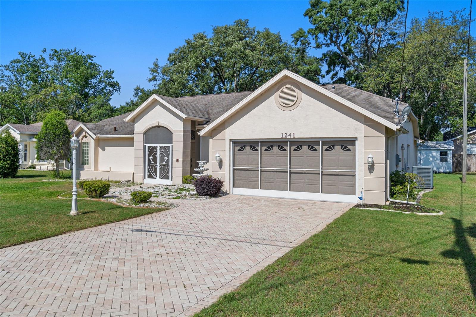 SPRING HILL - Residential