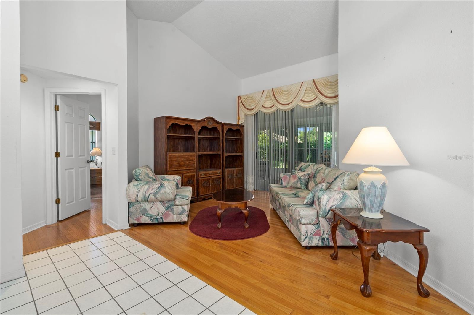 SPRING HILL - Residential