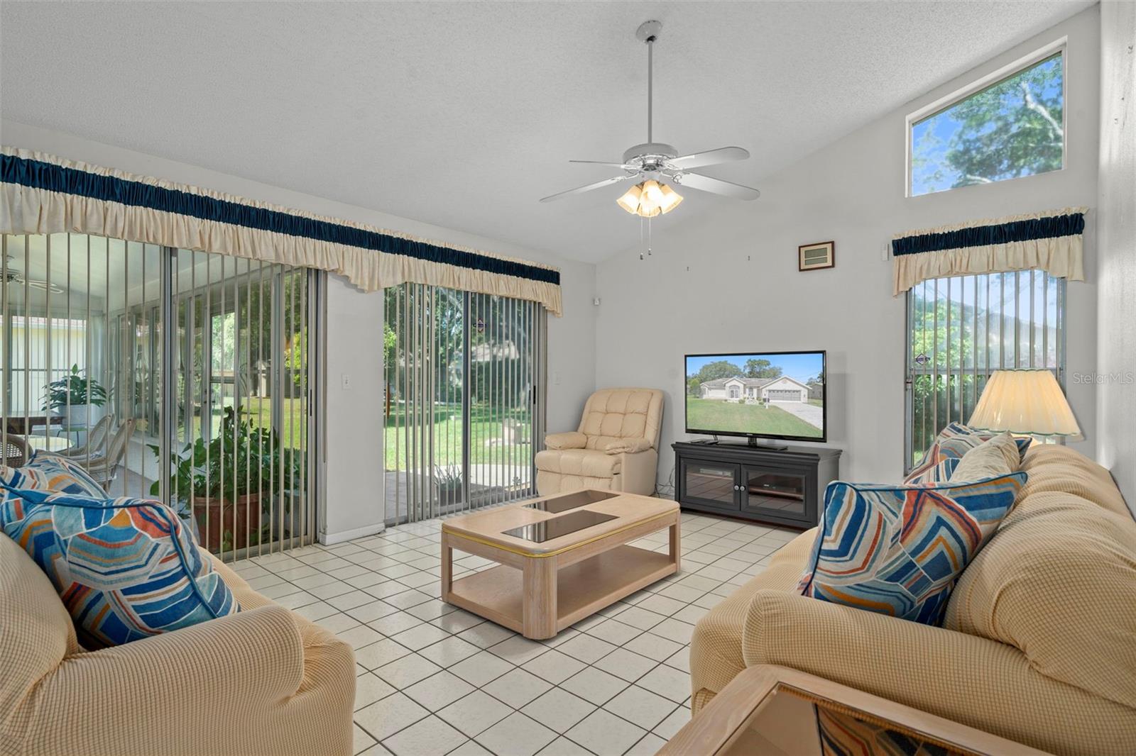 SPRING HILL - Residential