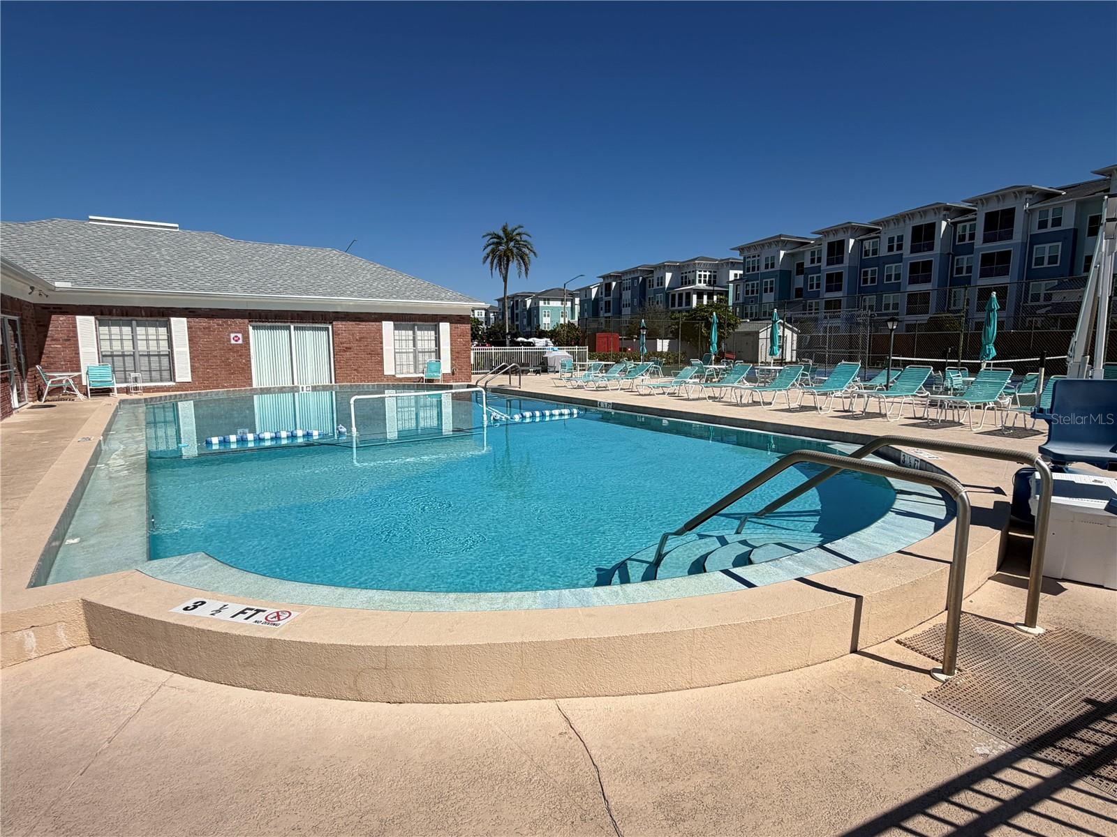 PATRIOT SQUARE APTS - Residential