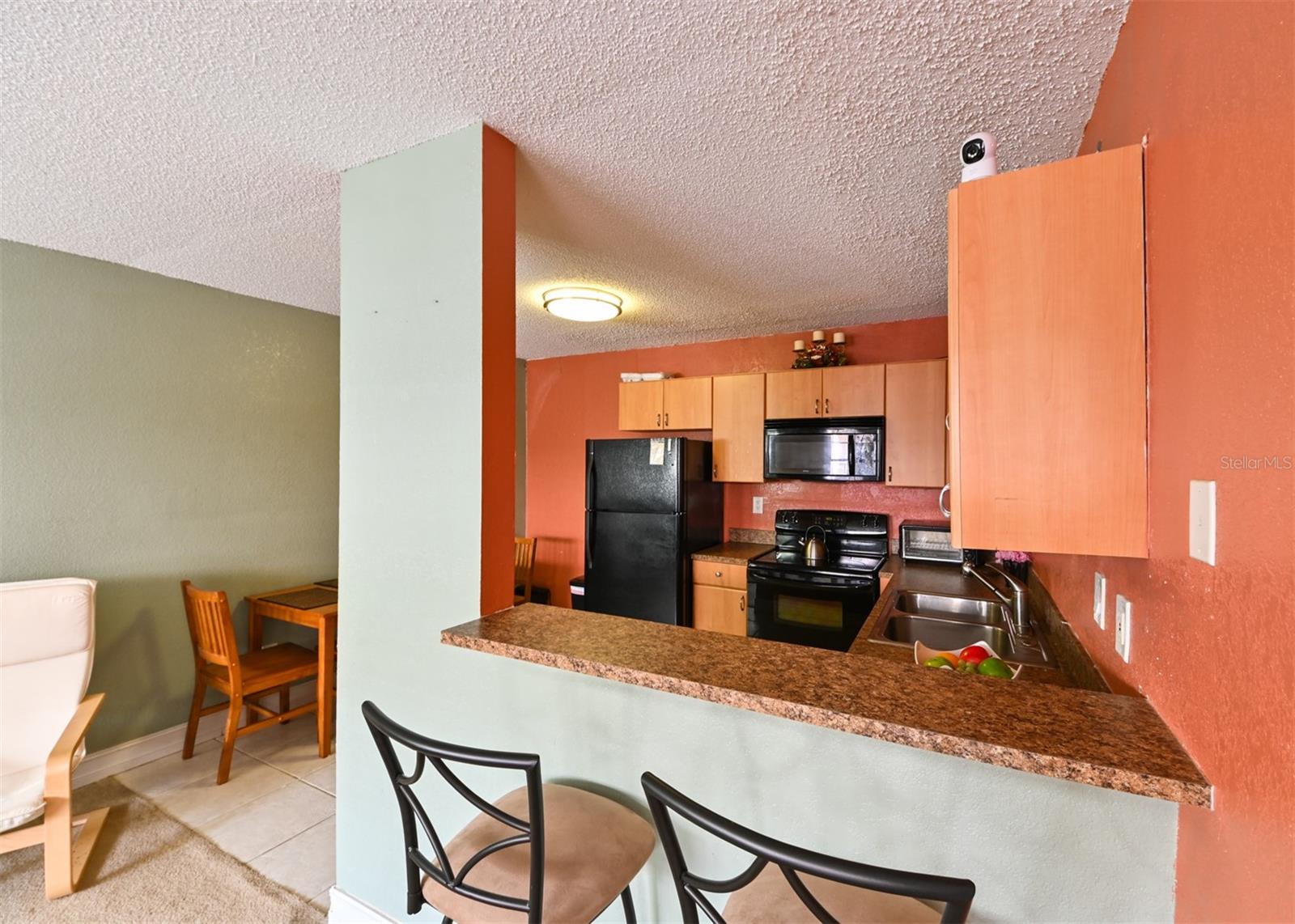 GLENDALE VILLAS A CONDO - Residential