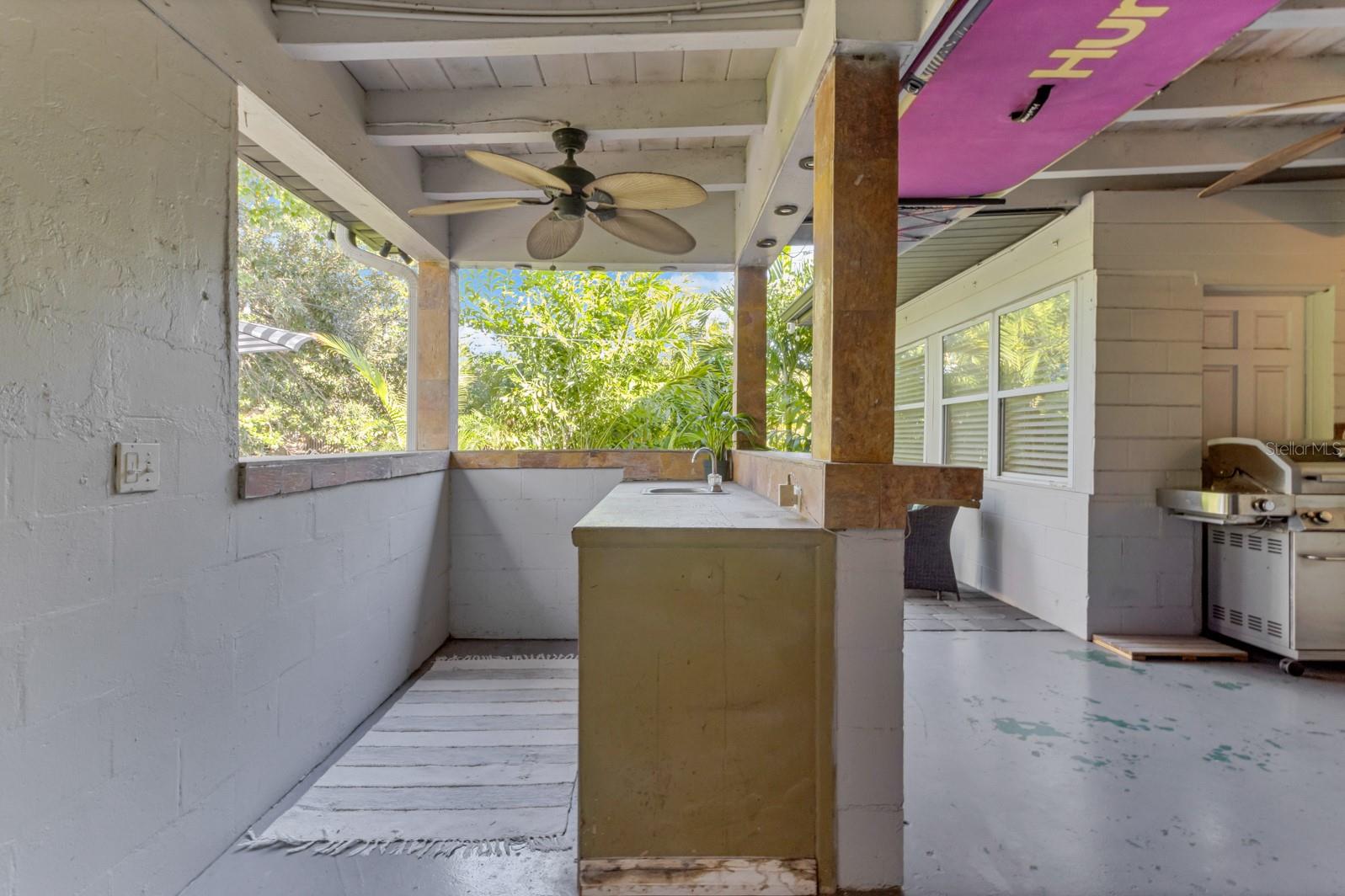 VENETIAN VILLAS - Residential