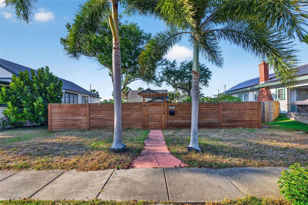 Photo of 2419 Dartmouth Avenue N, St Petersburg, FL 33713 (MLS # TB8504794)