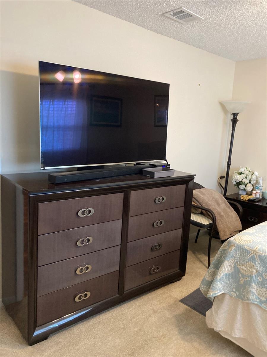 FIVE TOWNS OF ST PETE - Residential Lease