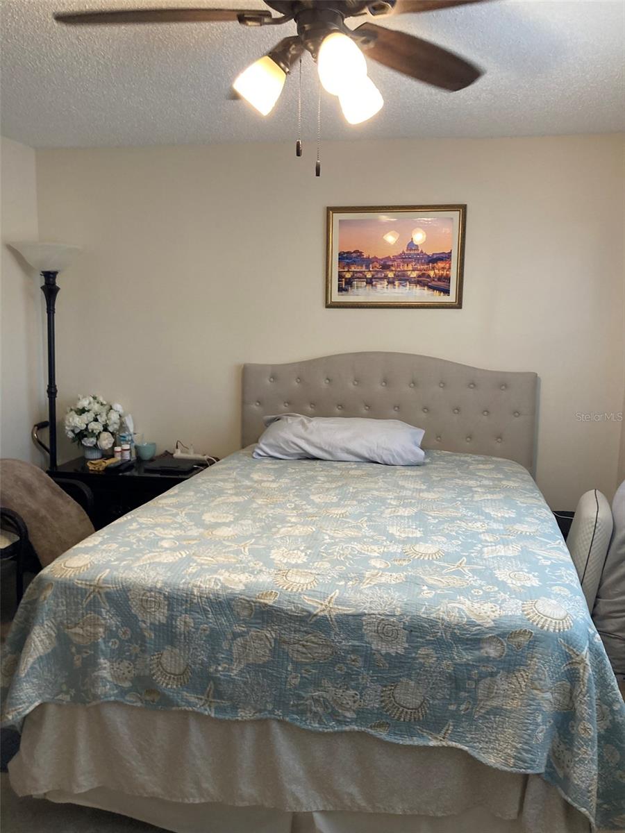 FIVE TOWNS OF ST PETE - Residential Lease