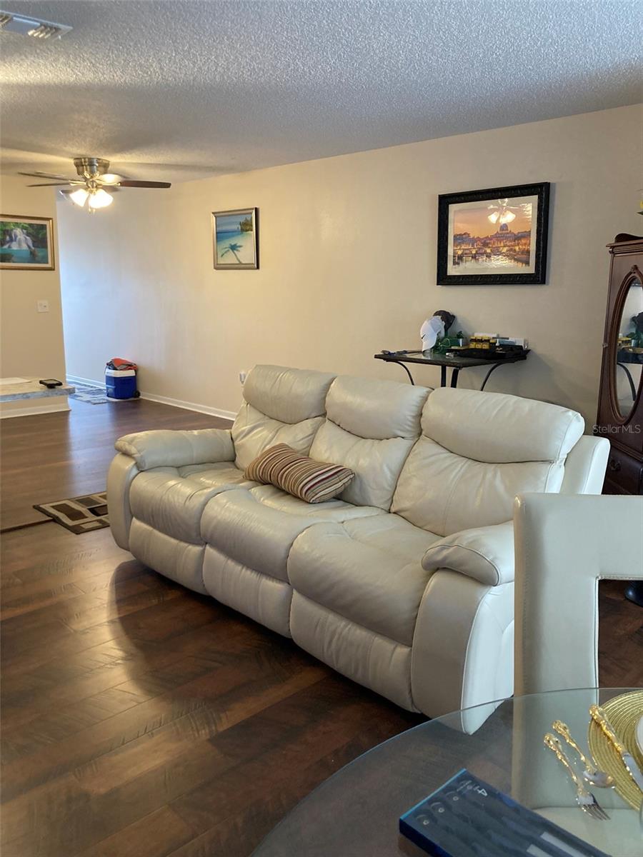 FIVE TOWNS OF ST PETE - Residential Lease