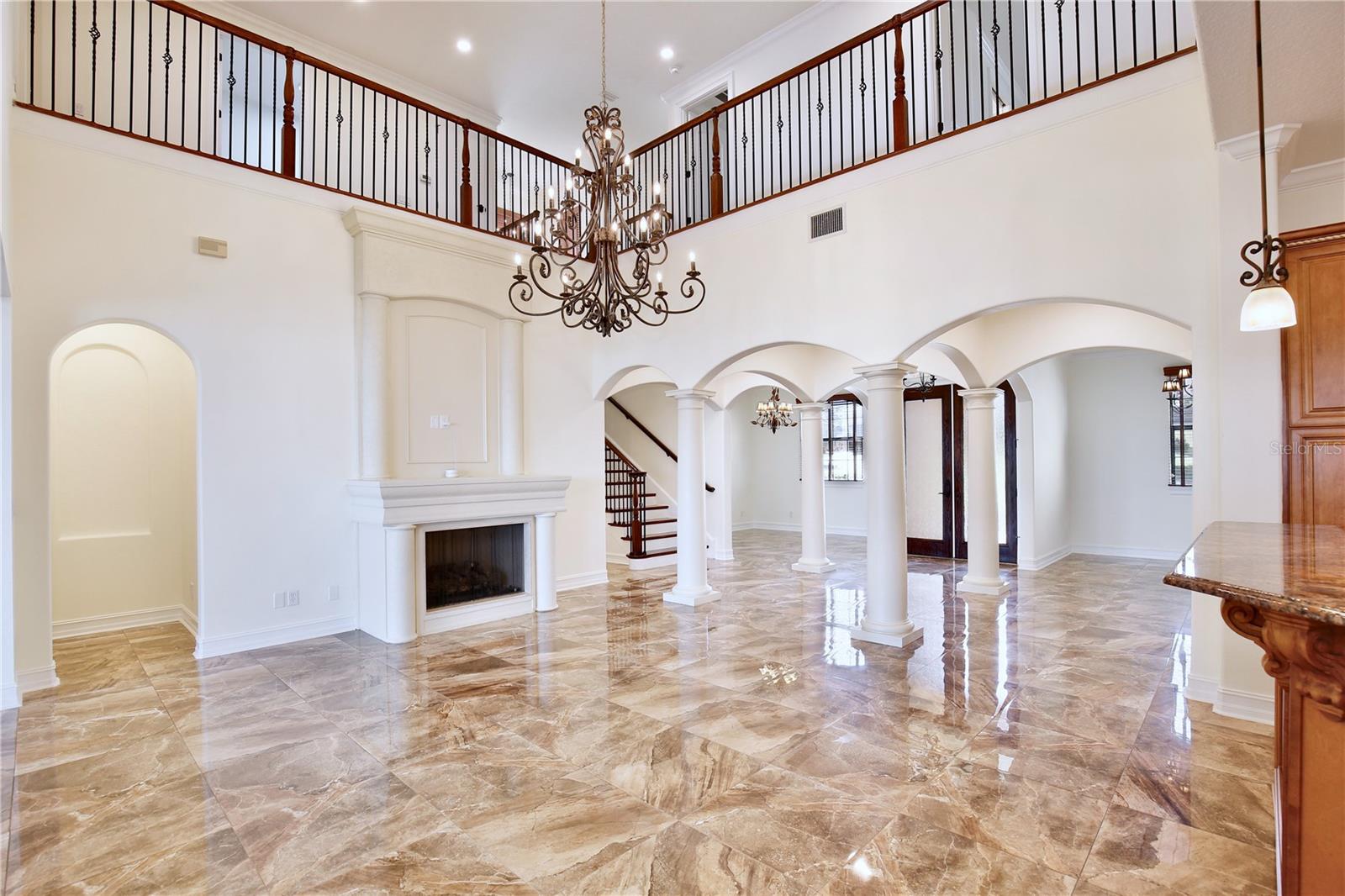 CLERMONT BELLA LAGO - Residential