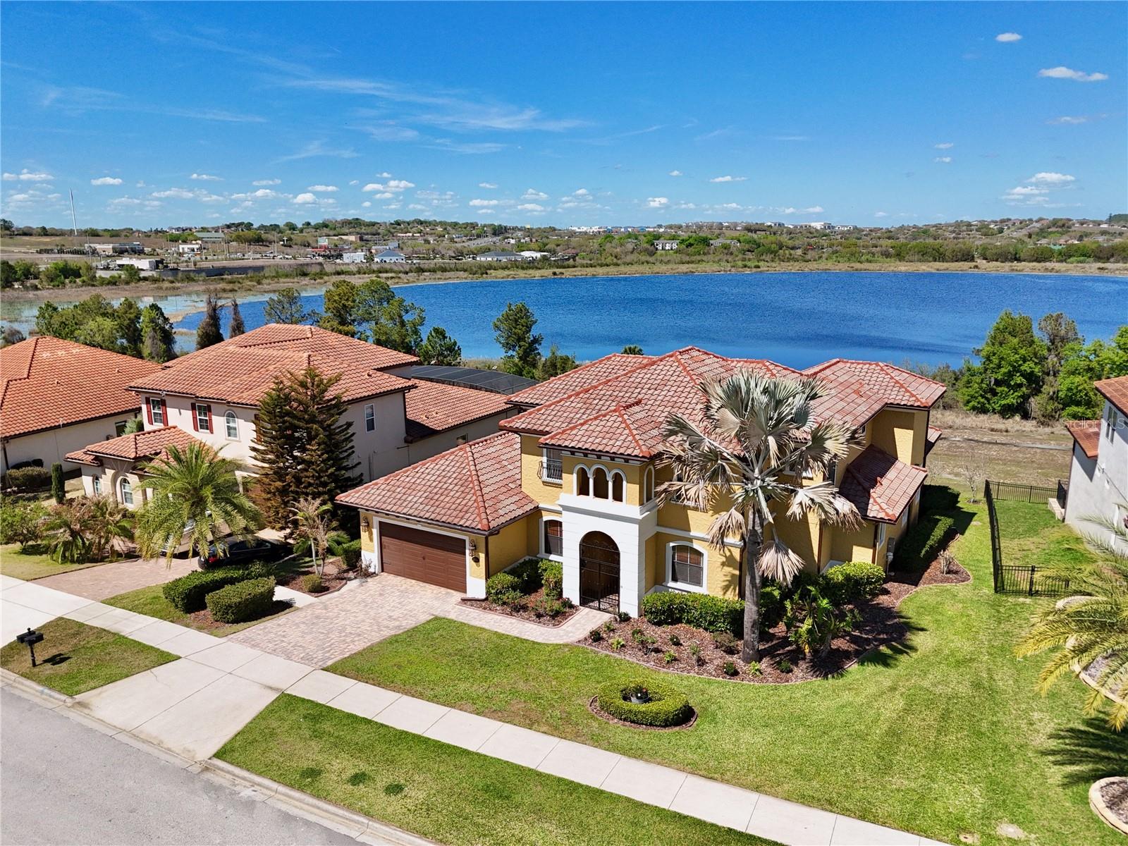 CLERMONT BELLA LAGO - Residential