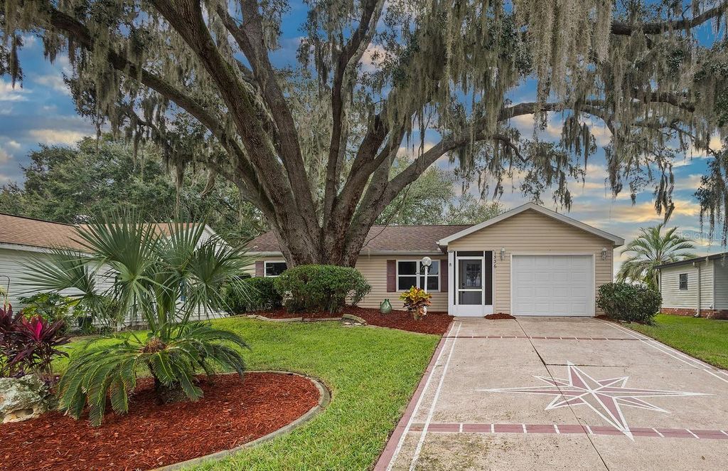 Photo of 1536 E Schwartz Boulevard, The Villages, FL 32159 (MLS # G5103340)