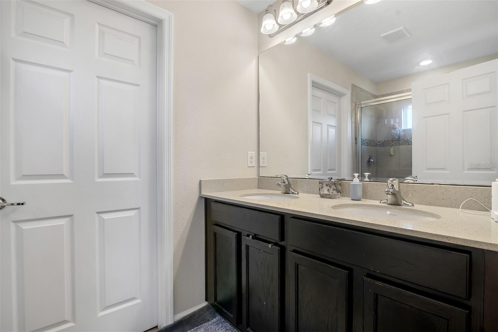 LAUREL ESTATES - Residential