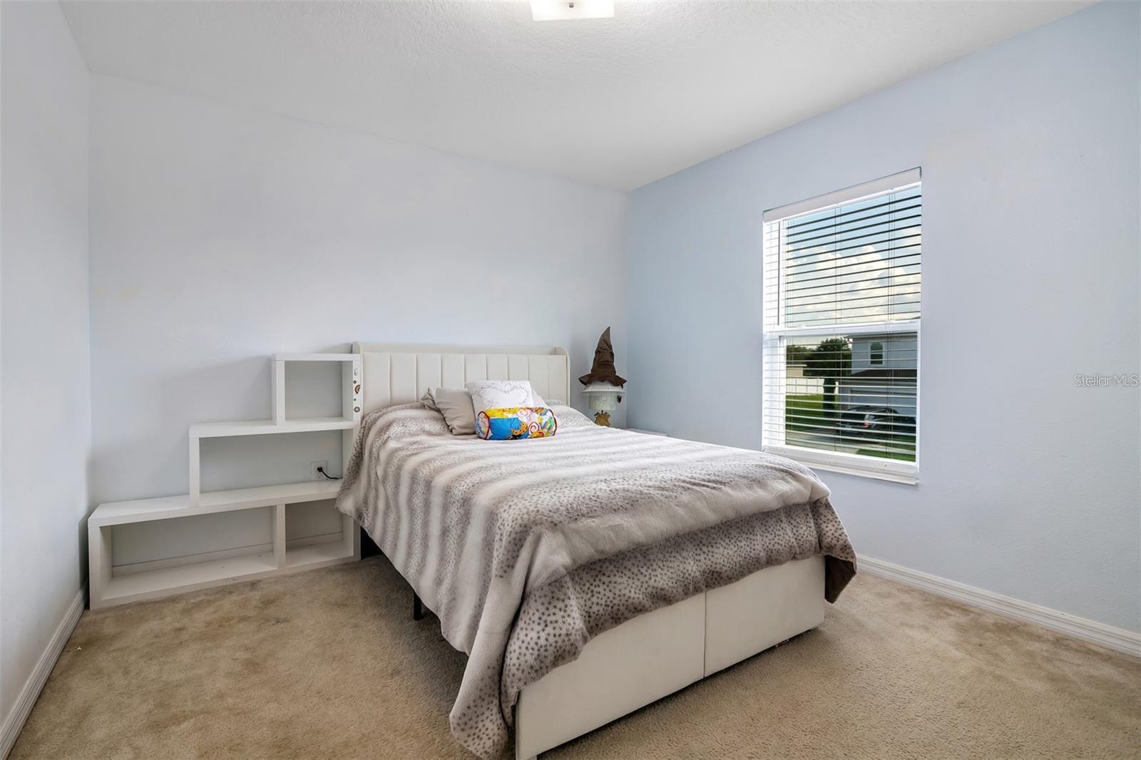 LAUREL ESTATES - Residential