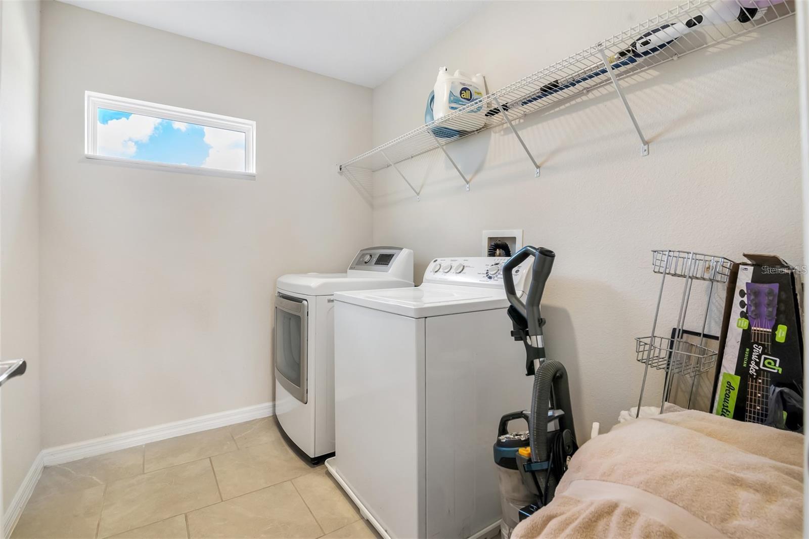 LAUREL ESTATES - Residential