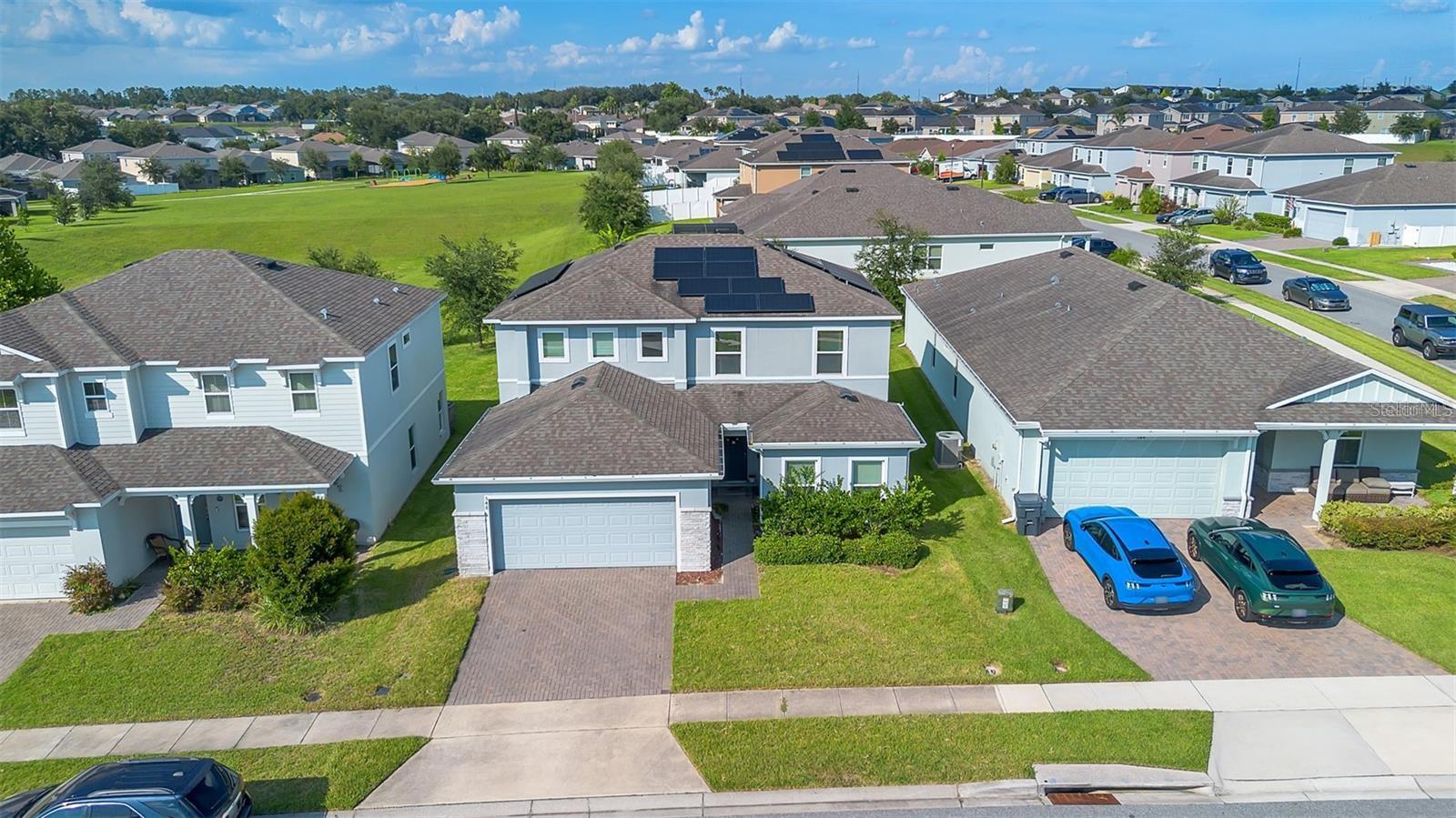 LAUREL ESTATES - Residential