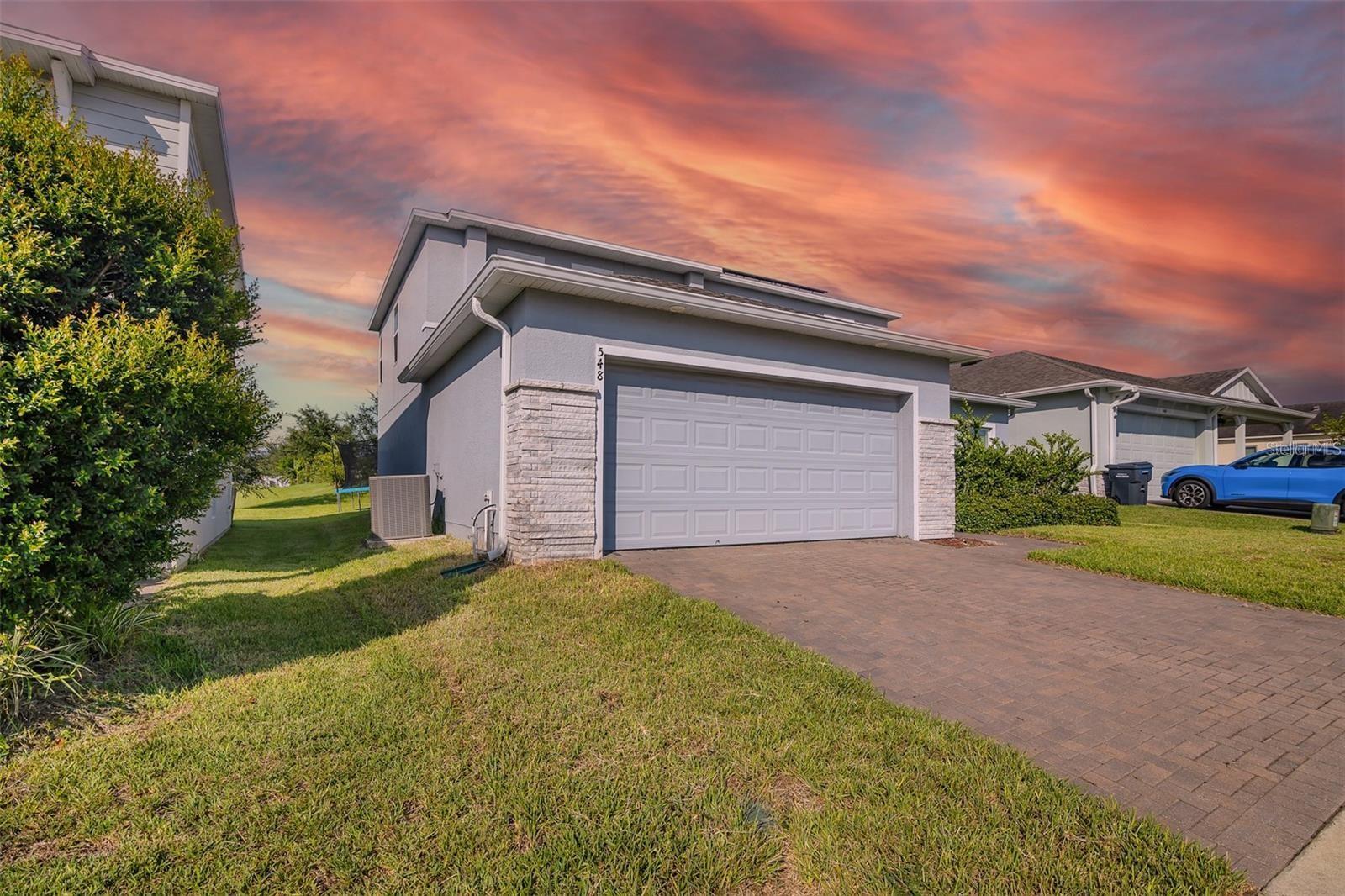 LAUREL ESTATES - Residential