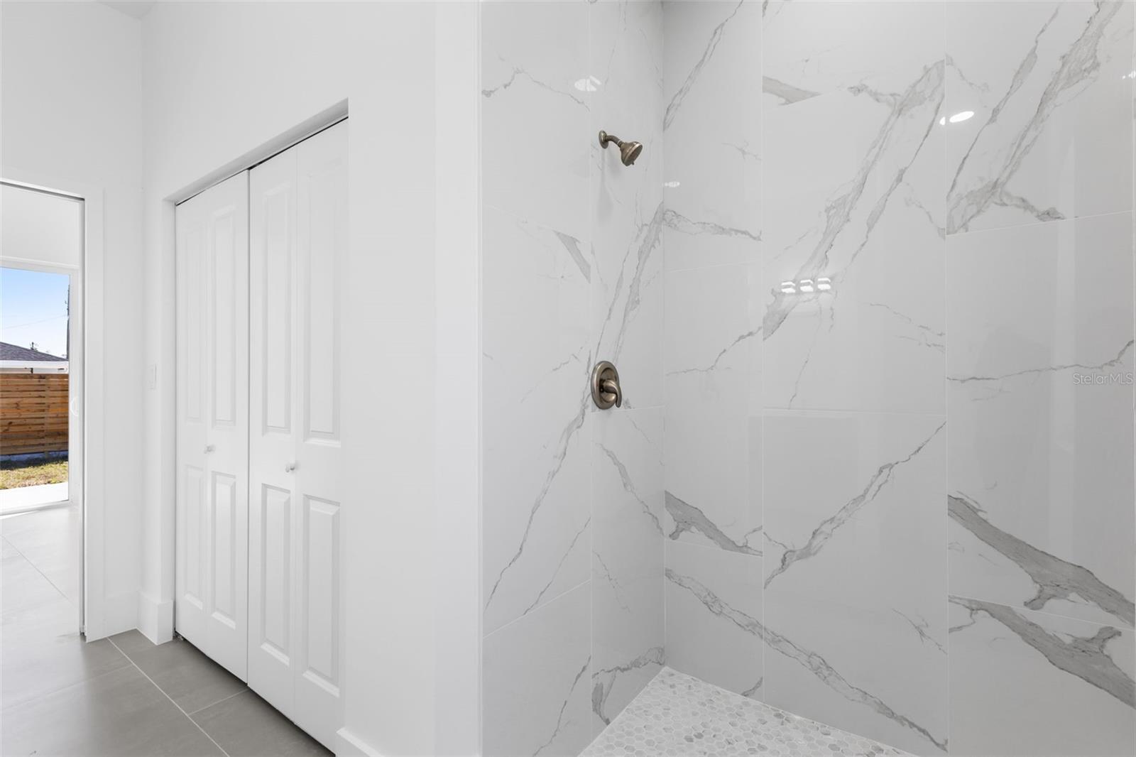 SOUTH NORTH PT - Residential