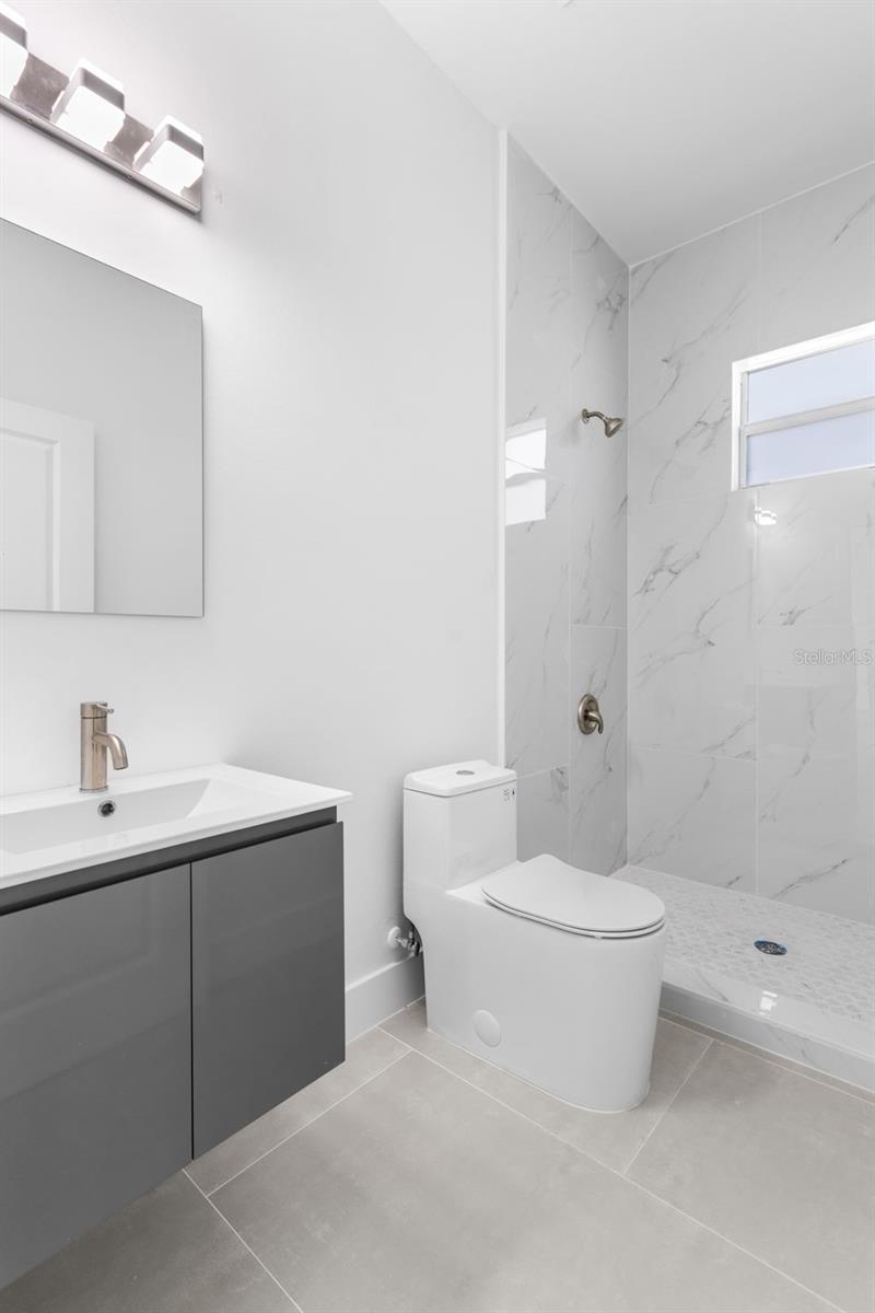 SOUTH NORTH PT - Residential