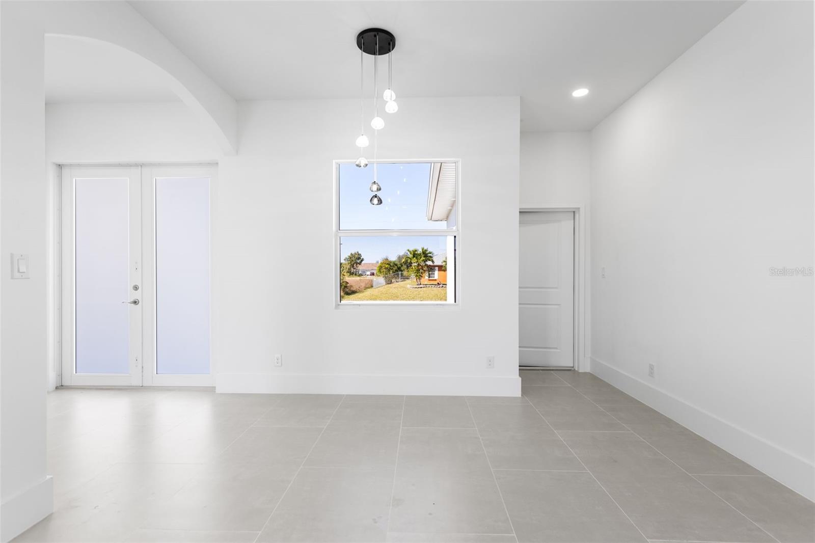 SOUTH NORTH PT - Residential