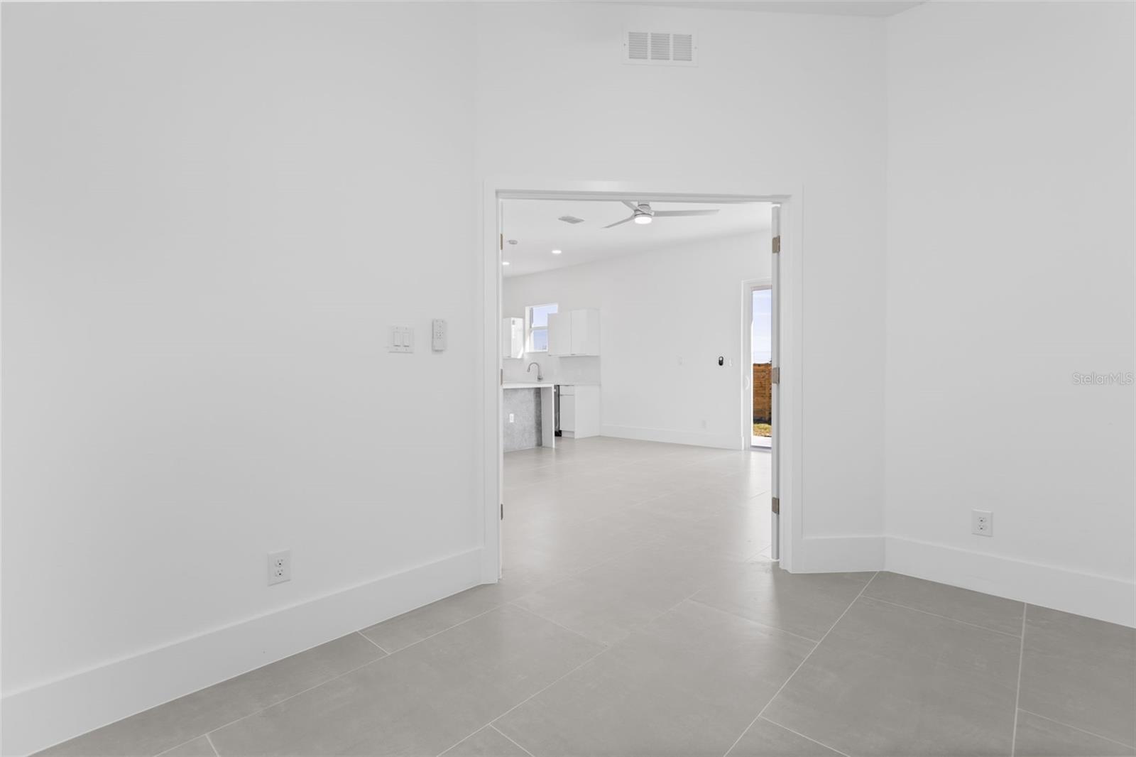 SOUTH NORTH PT - Residential