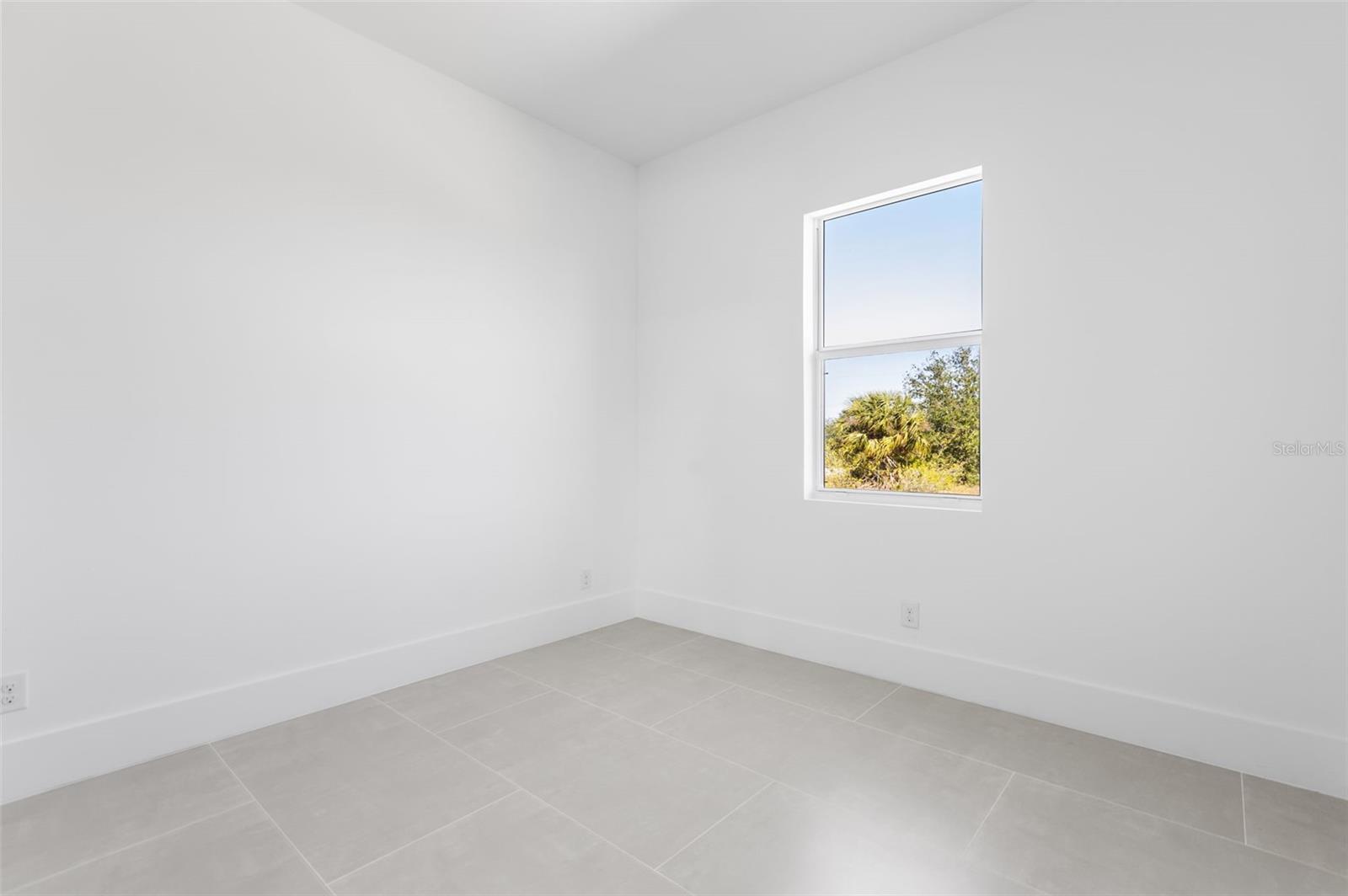 SOUTH NORTH PT - Residential