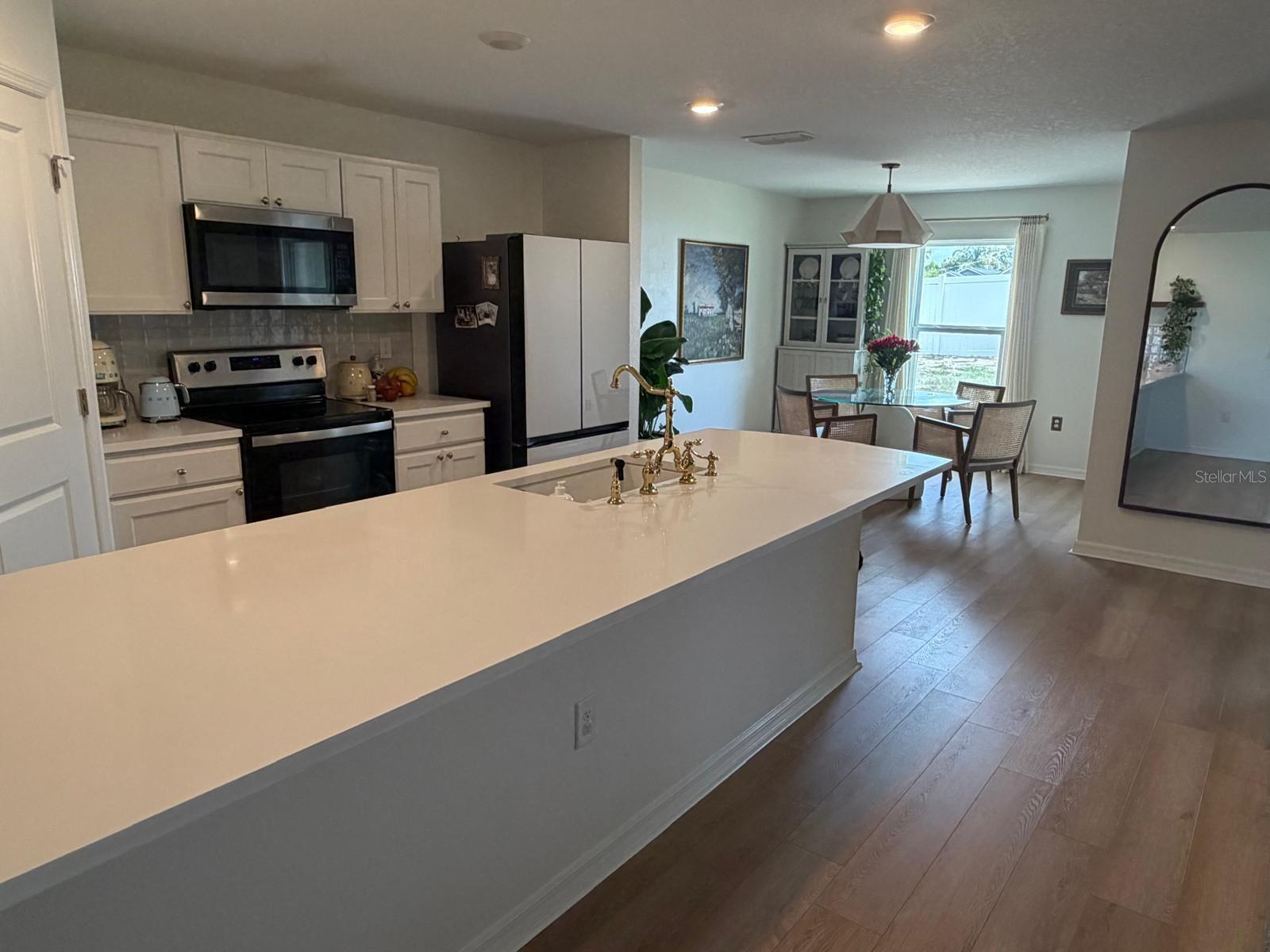 SPRING HILL - Residential