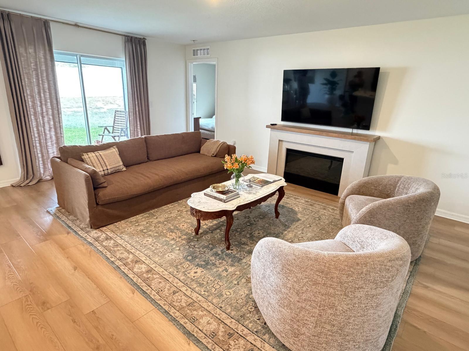 SPRING HILL - Residential