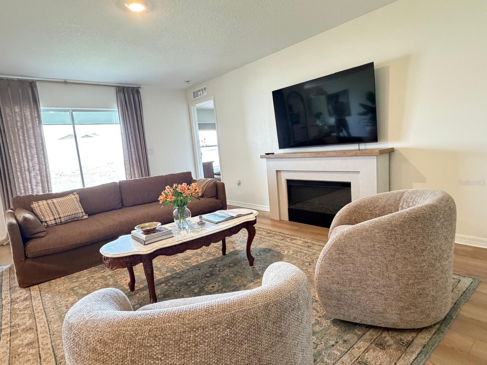 SPRING HILL - Residential