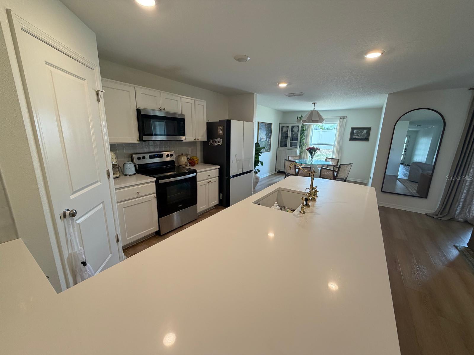 SPRING HILL - Residential