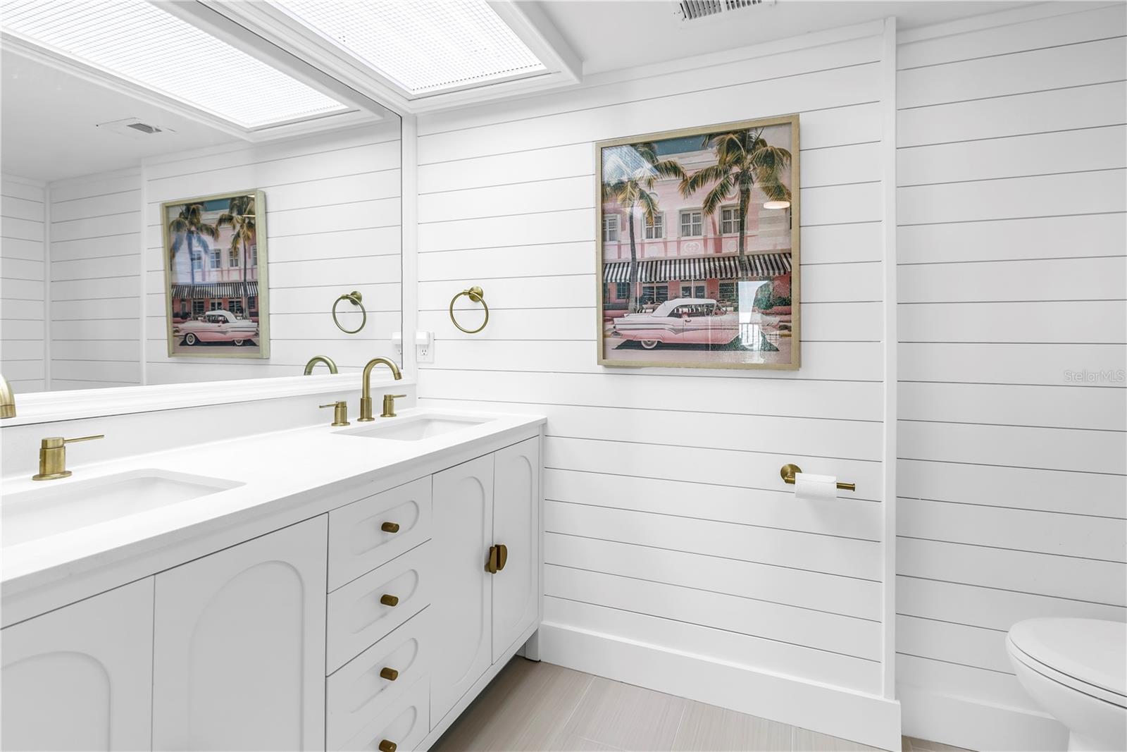 CEDARSAND CONDO - Residential