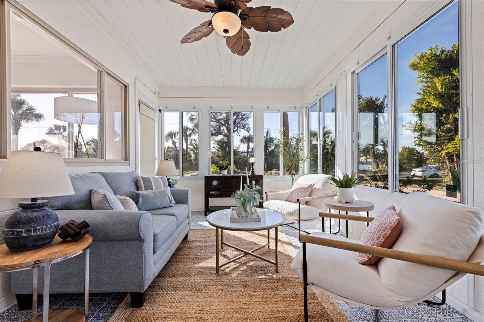 DON CE-SAR PLACE - Residential