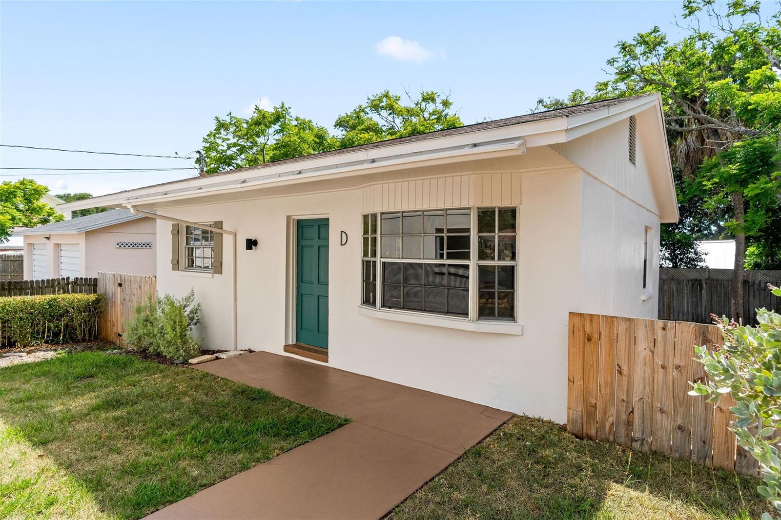 OAKLAND SUB - Residential Lease