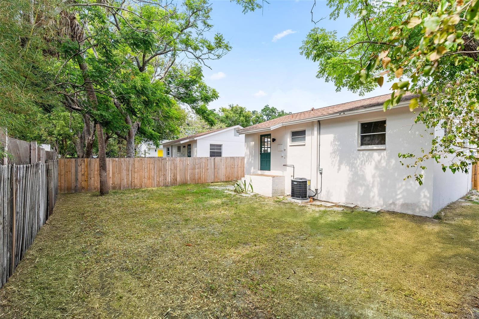 OAKLAND SUB - Residential Lease