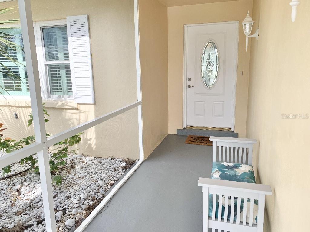 34 GOLFVIEW COURT