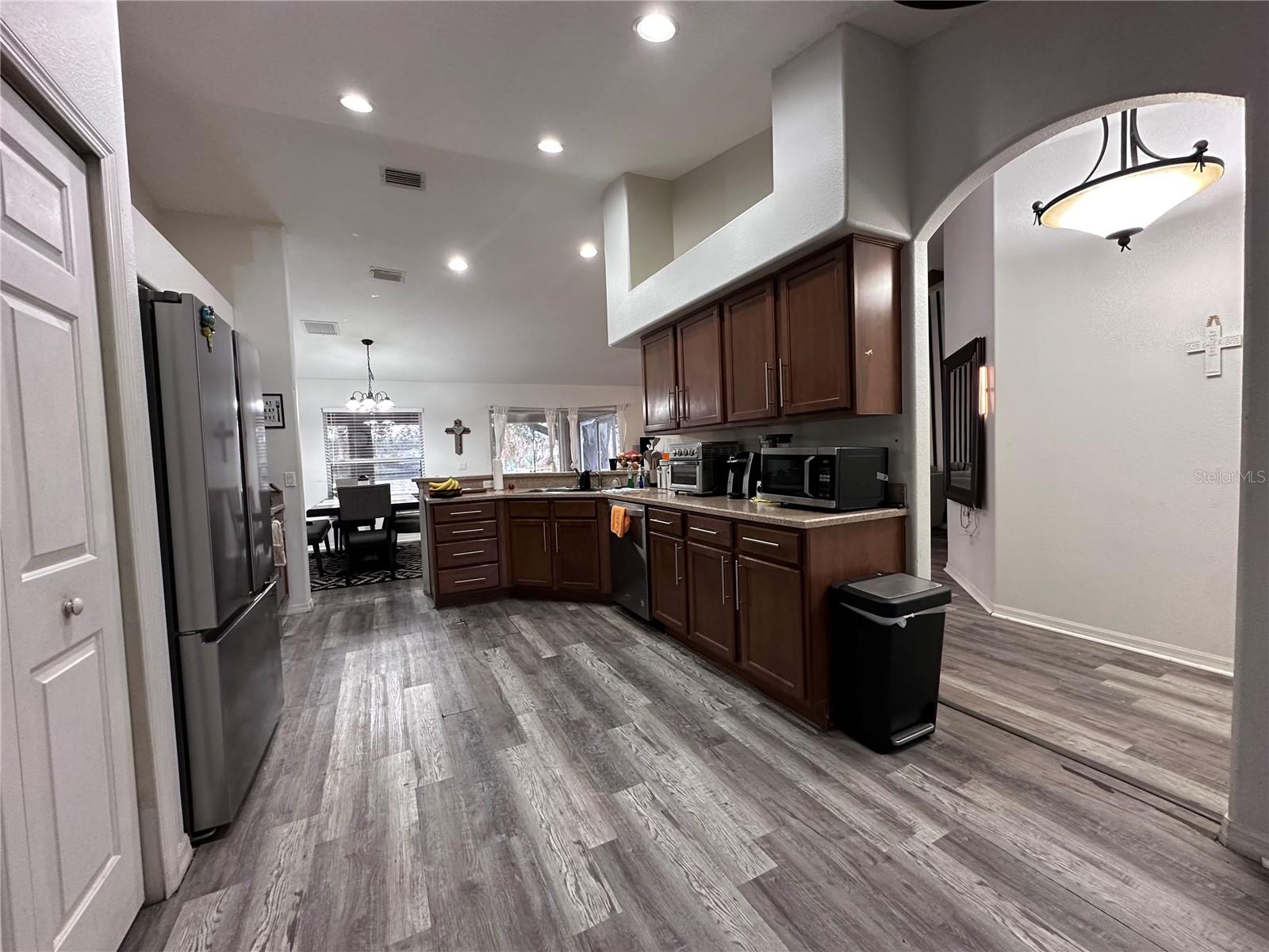 EMERALD LAKE COLONY UNIT 3 - Residential