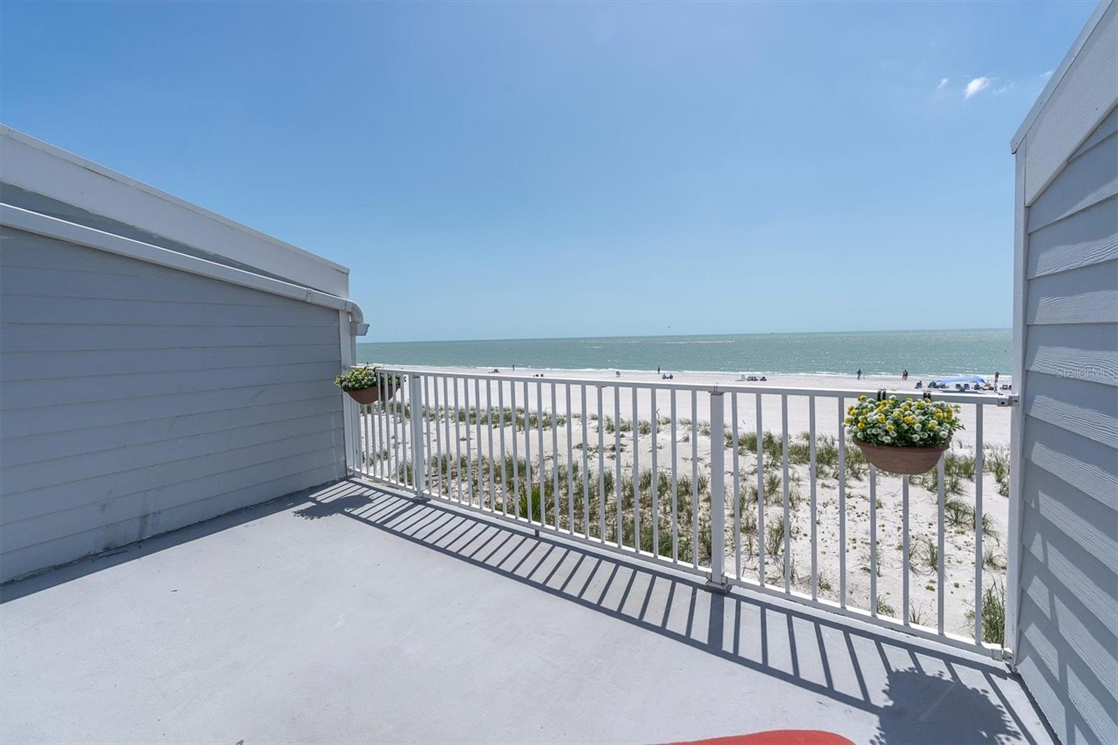 CEDARSAND CONDO - Residential Lease