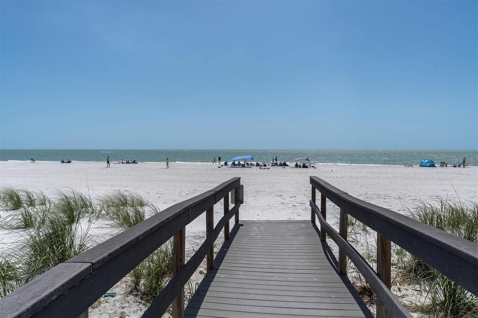 CEDARSAND CONDO - Residential Lease