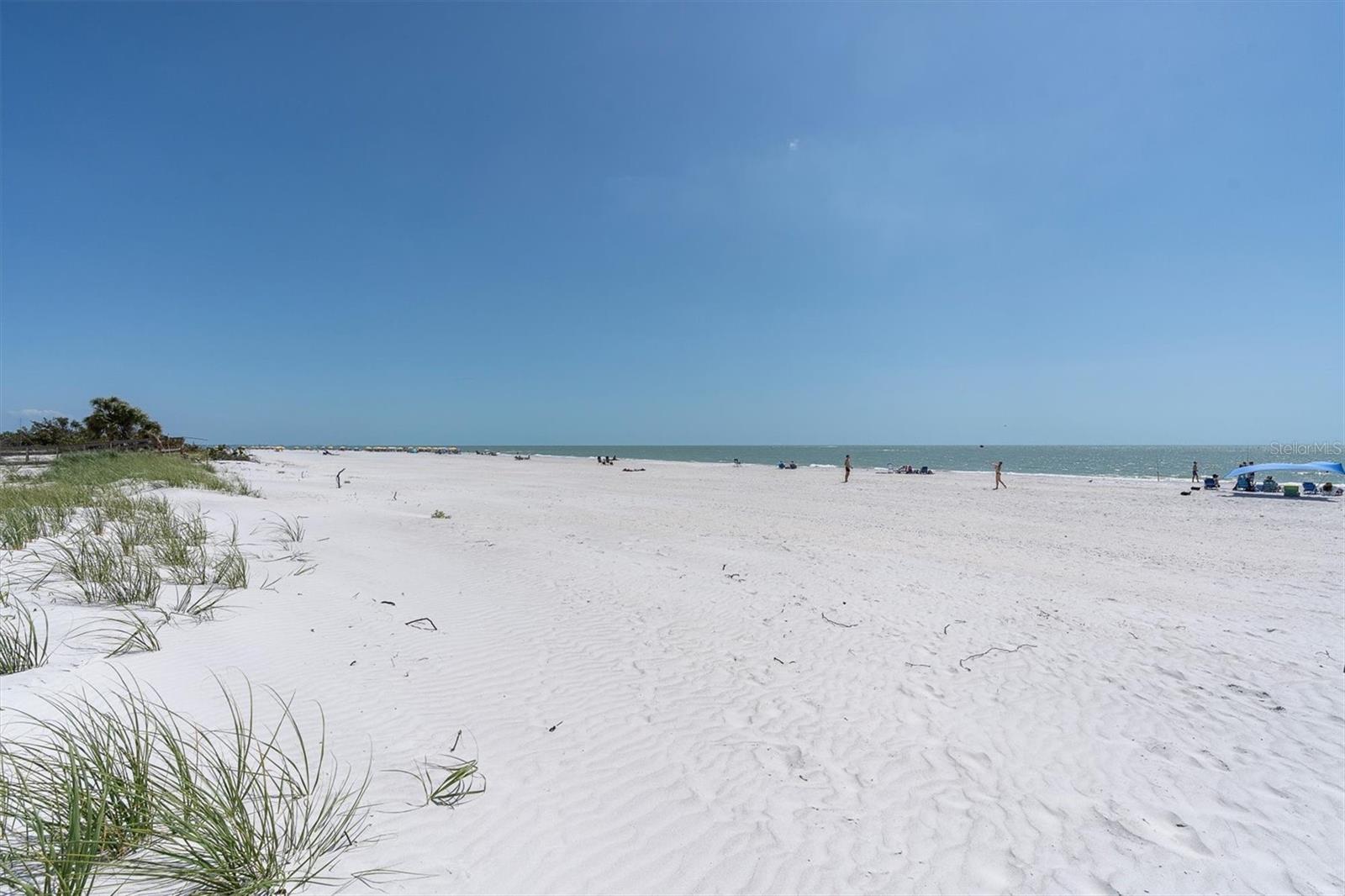 CEDARSAND CONDO - Residential Lease