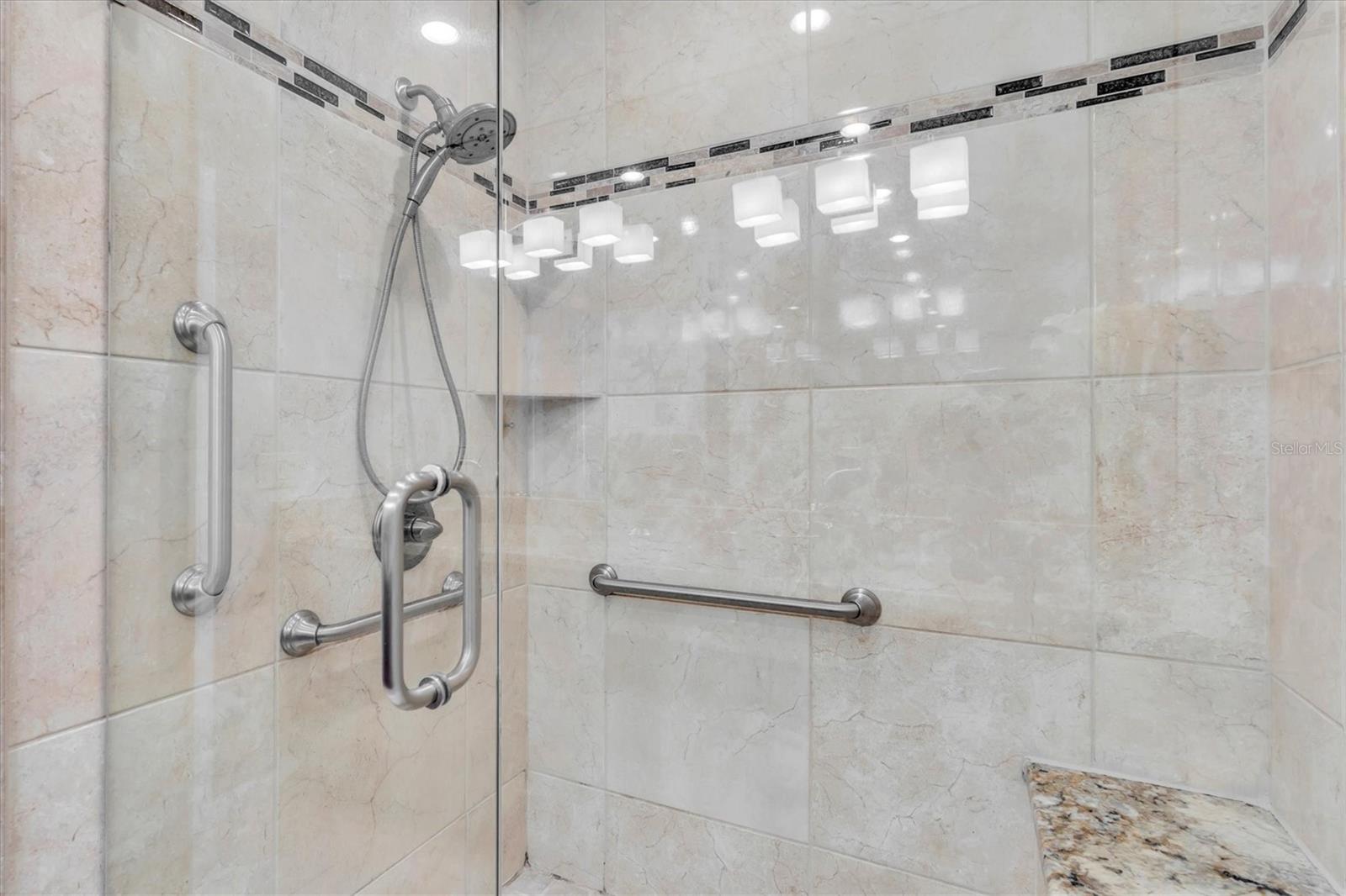 CEDARSAND CONDO - Residential Lease