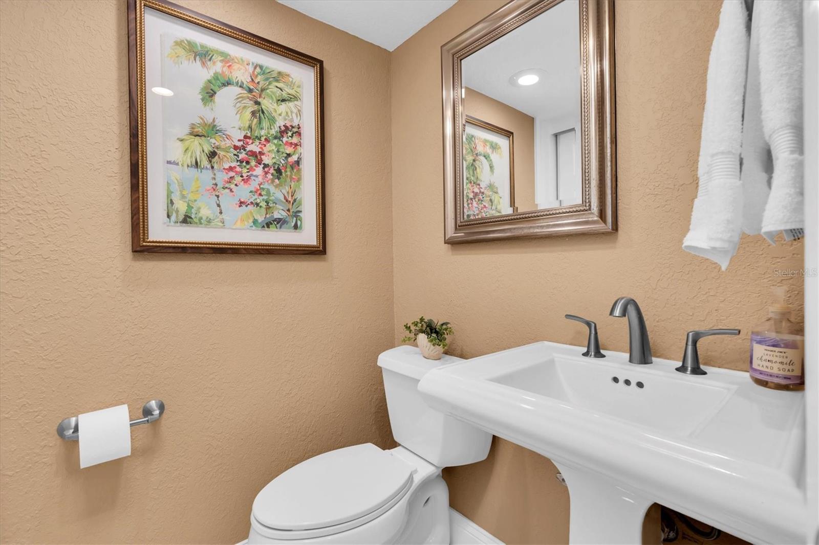 CEDARSAND CONDO - Residential Lease